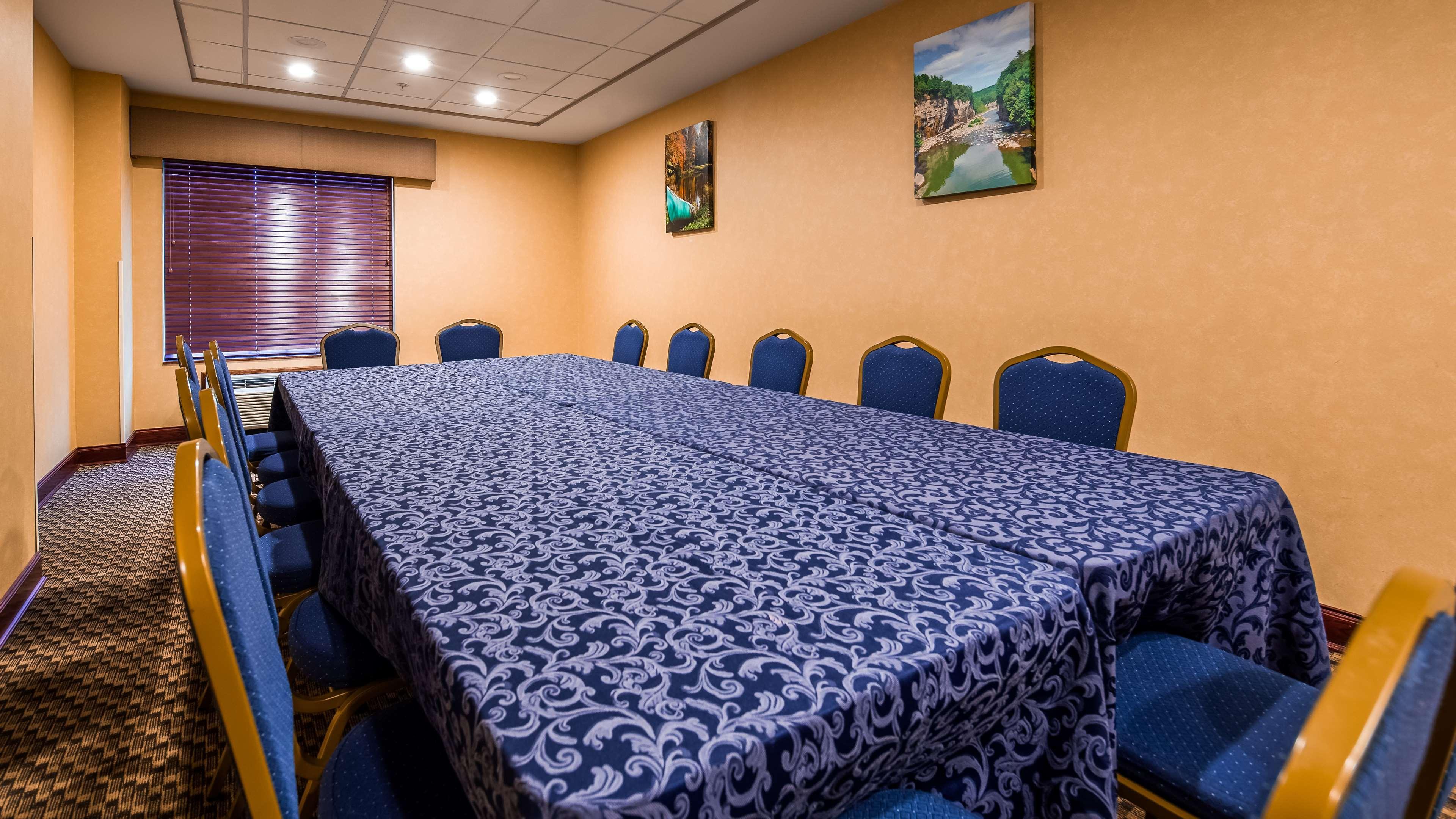 Best Western PLUS Victor Inn&Suites Exterior foto