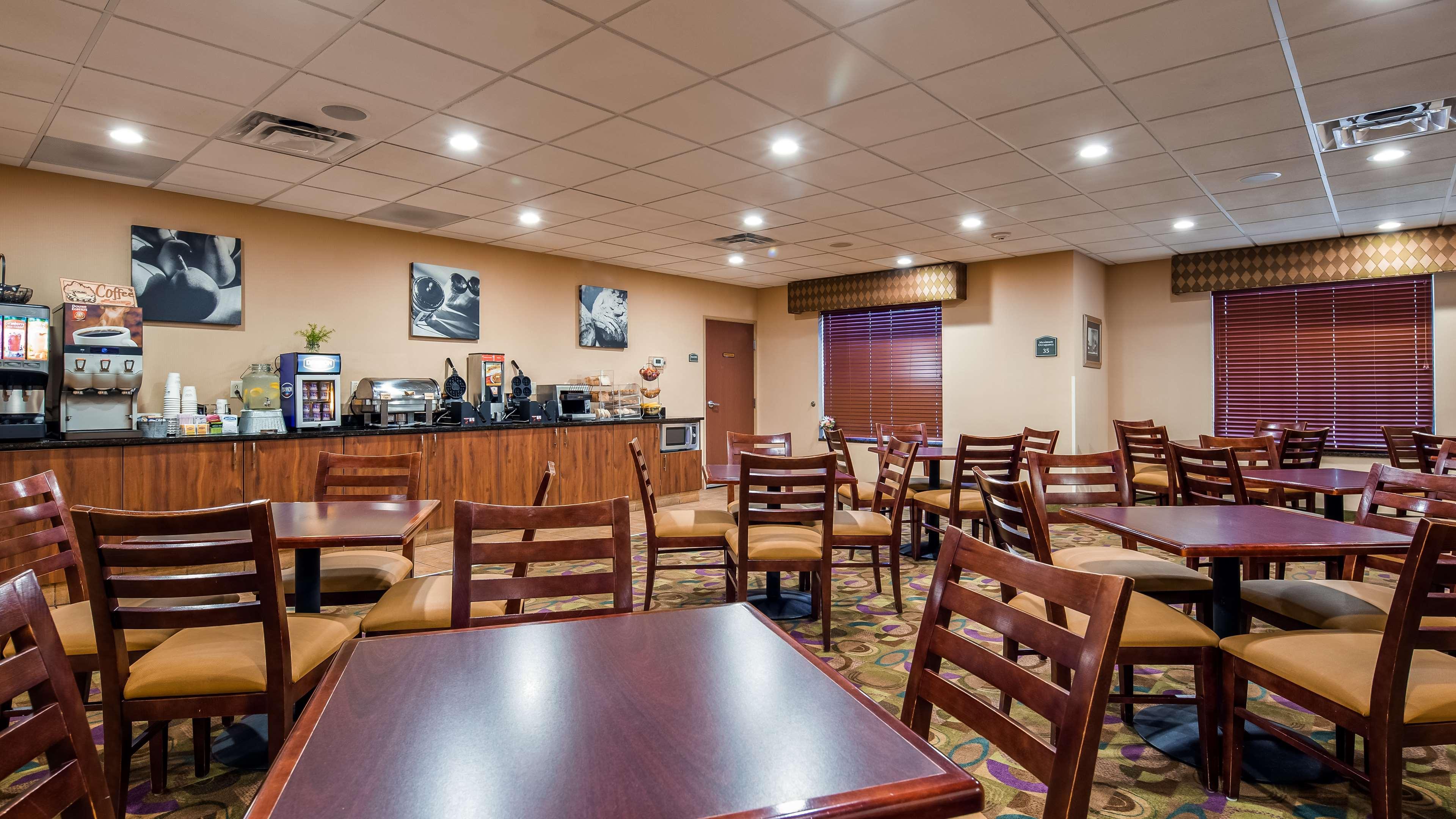 Best Western PLUS Victor Inn&Suites Exterior foto