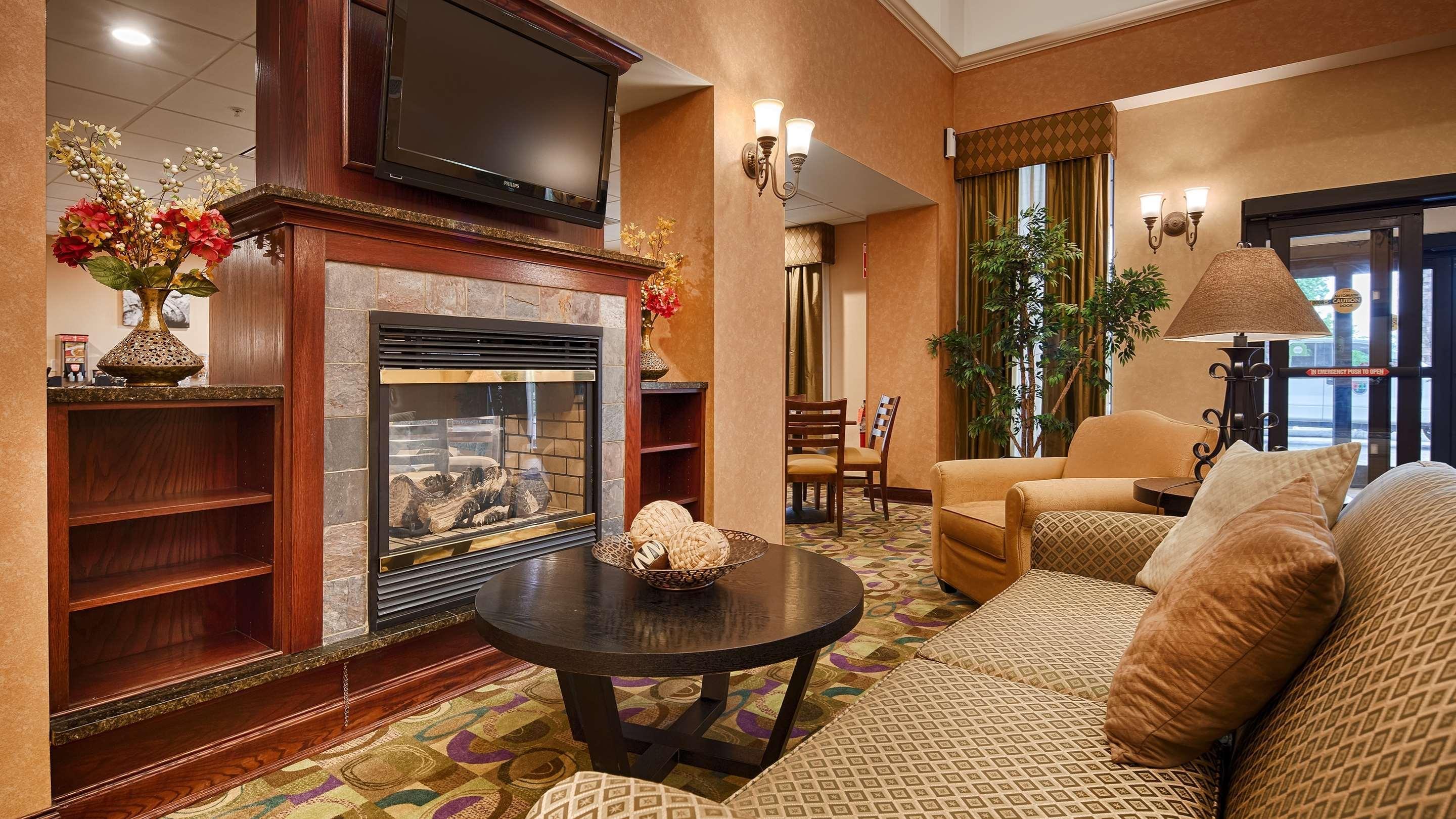 Best Western PLUS Victor Inn&Suites Exterior foto